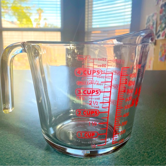 Vintage Anchor Hocking Large 1 Qt Measuring Cup - Picture 4 of 7